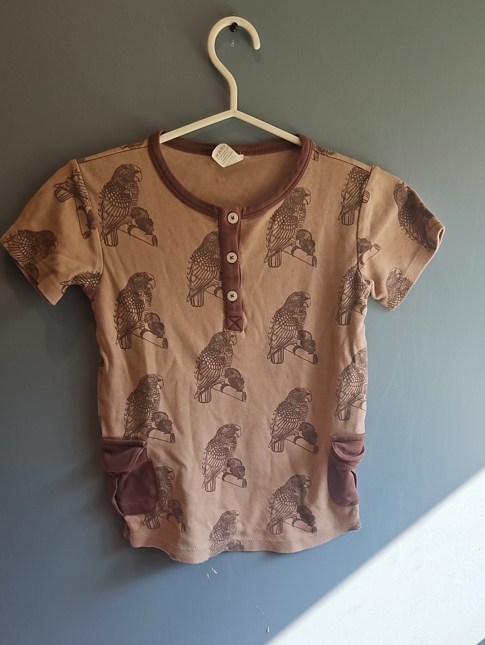 Kate Quinn 8y Tee